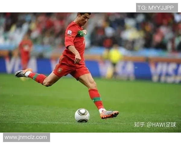 足球巨星远程射门精彩瞬间集锦展现绝佳技术与力量